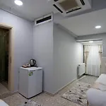 Palace 3*