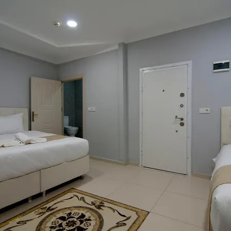 Otel Palace 3*